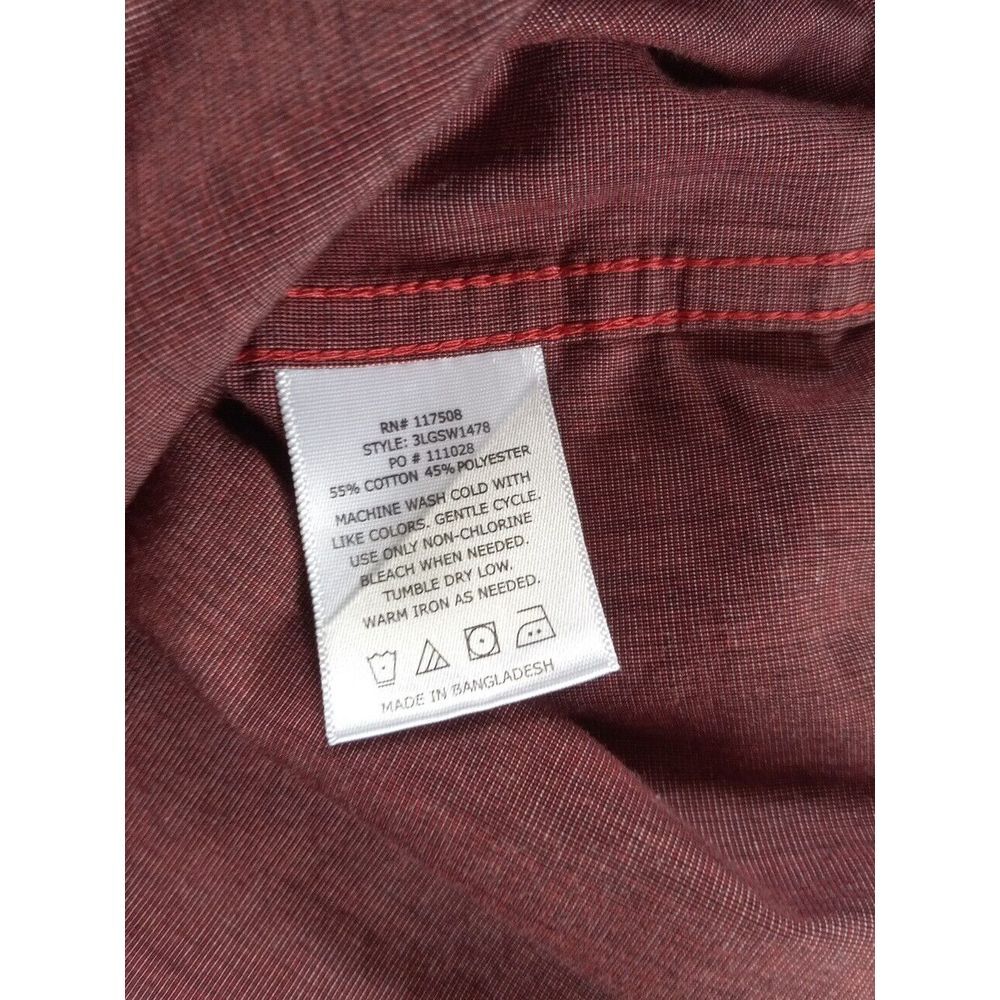 Levi's Men's‎ Short Sleeve Button Up Shirt Medium Color Atrocite Red Polyester - Picture 9 of 11